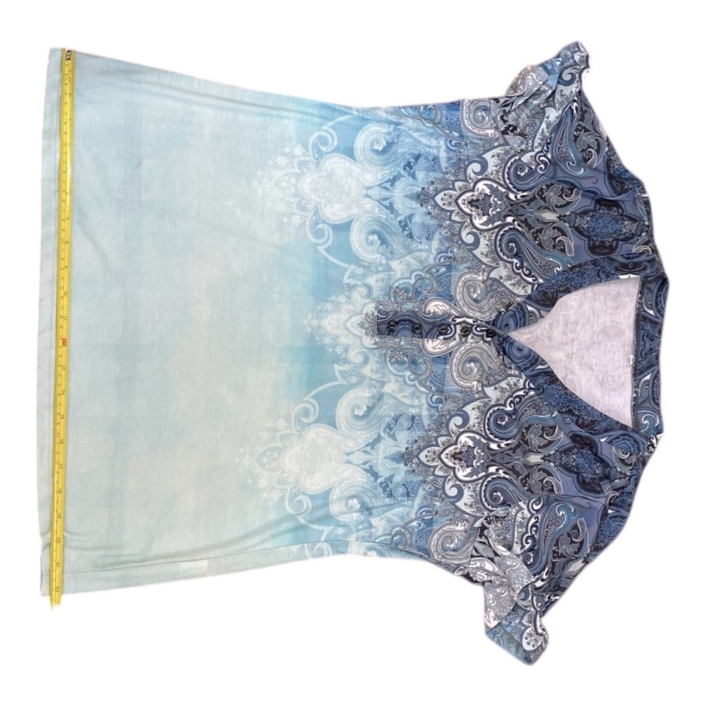 XL Shades Of Blue Paisley V-Neck Top - Picture 8 of 16
